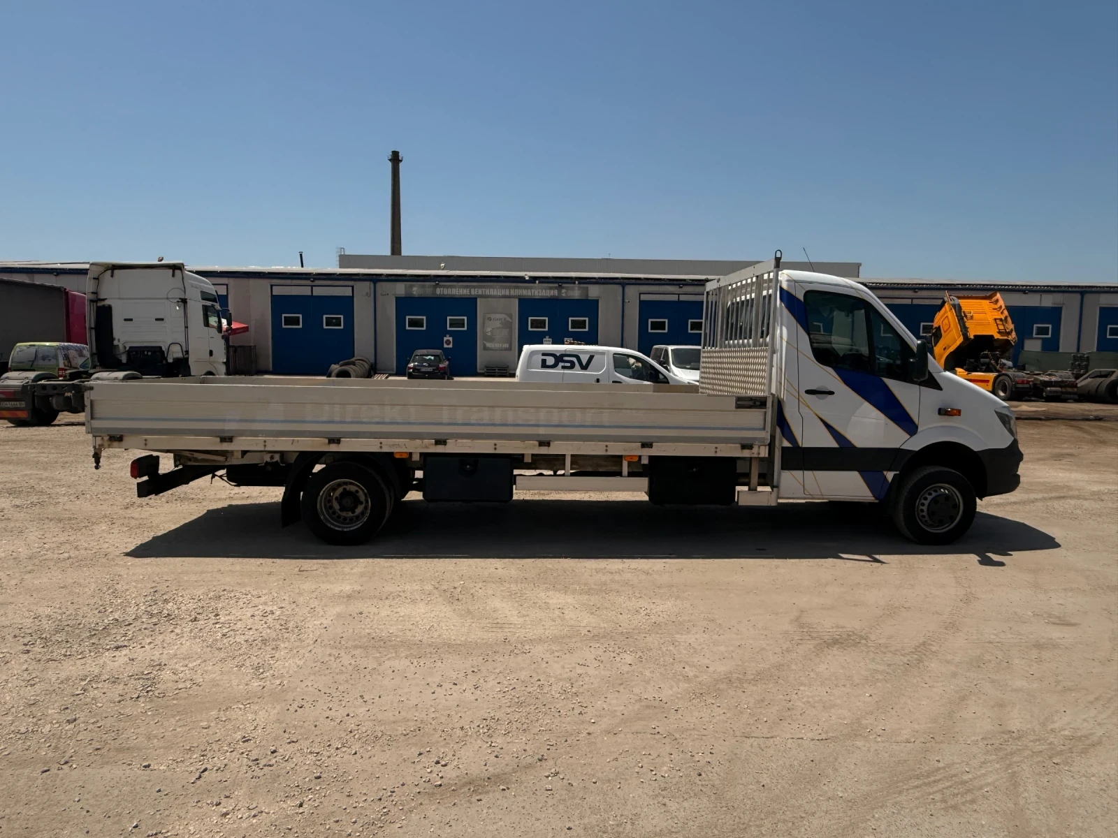 Mercedes-Benz Sprinter 519 4х4 , Бордови 5.50 м каросерия - изображение 9