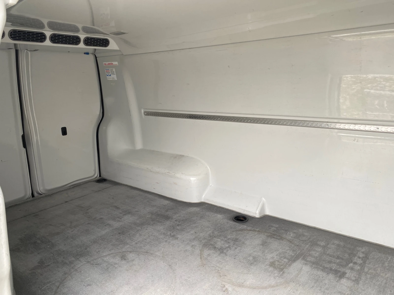 VW T6 -2.0TDI-2021г./ХЛАДИЛЕН/ДЪЛГА-БАЗА, снимка 14 - Бусове и автобуси - 55704230