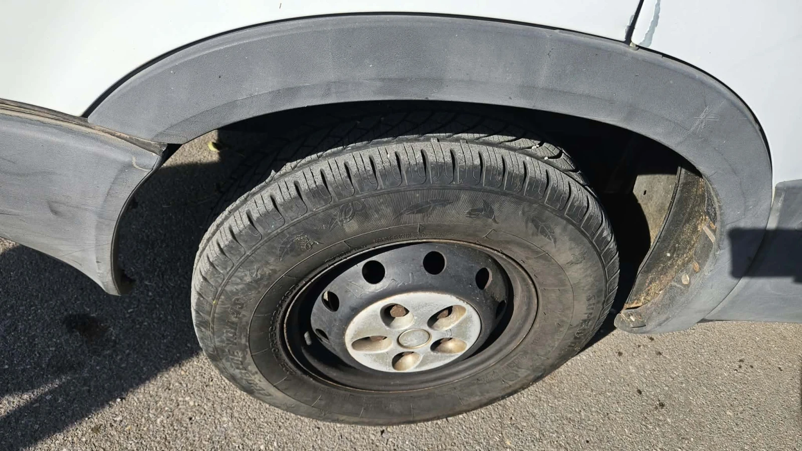 Iveco Daily Товаро Пътнически, снимка 3 - Бусове и автобуси - 56588031