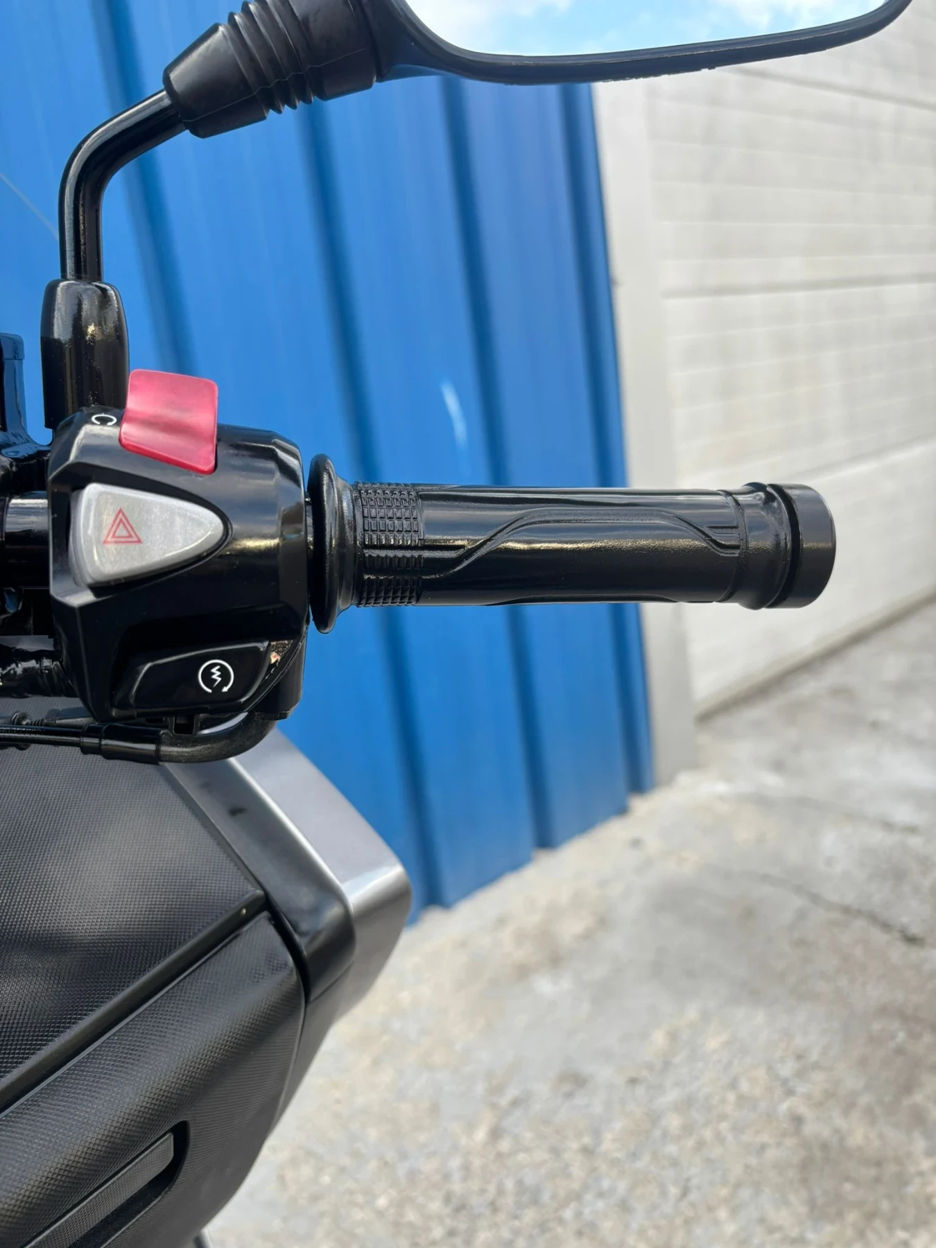 Honda Forza 300i Abs - изображение 9