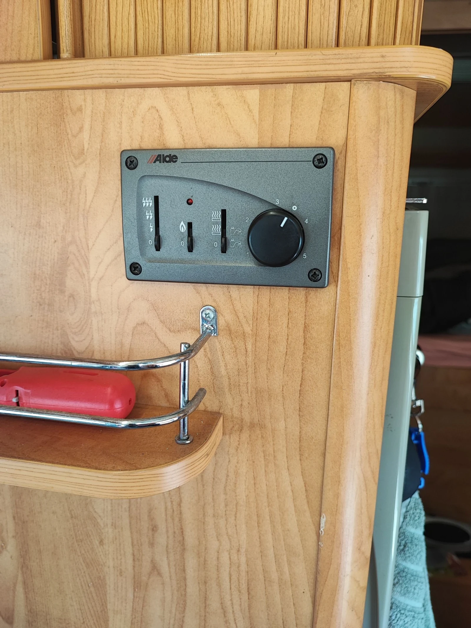 ������ Niesmann Bischoff Arto 69 | Mobile.bg � ����������� 12