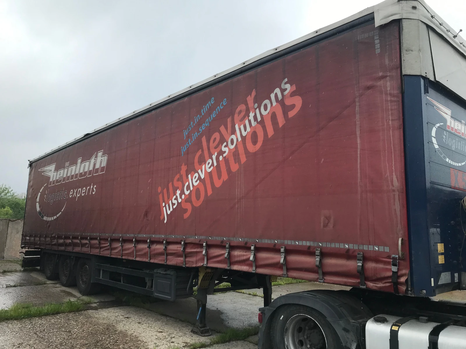 Полуремарке Schmitz SCS 24 Varios