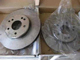 Спирачен диск преден вентилиран за Мерцедес С-200 Компресор 1998-фейслифт, снимка 1