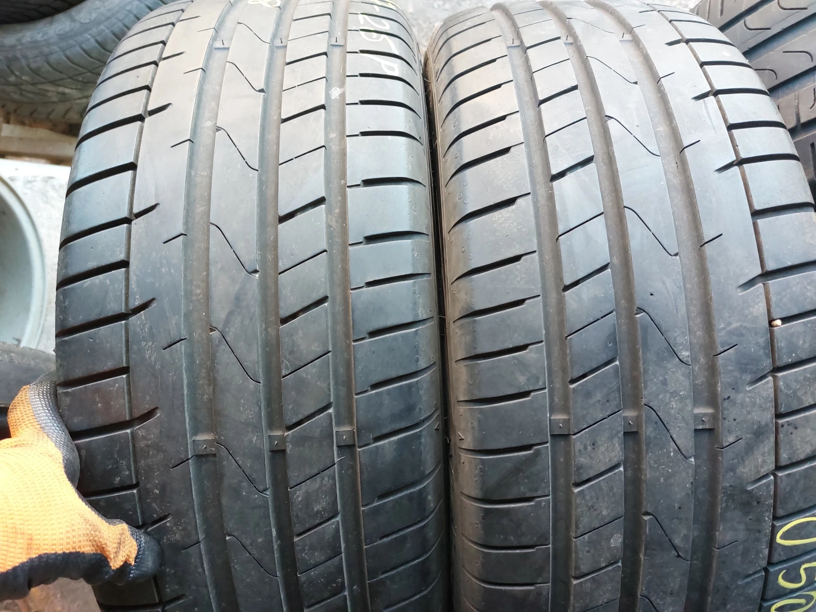 ���� 225/50R17 | Mobile.bg � ����������� 3