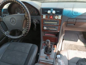 Mercedes-Benz C 180 Gas, снимка 16