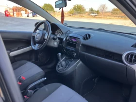 Mazda 2 1.3i, снимка 10