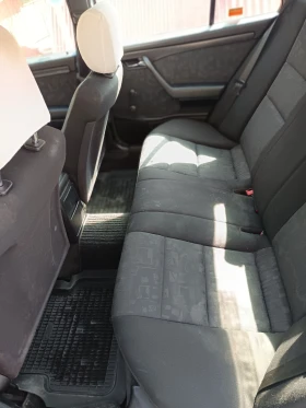 Mercedes-Benz C 180 Gas, снимка 10