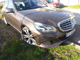 Mercedes-Benz E 220 2.2, снимка 6