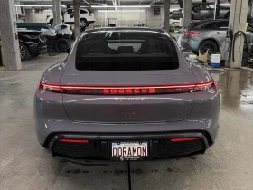 Porsche Taycan CARFAX* АВТОФИНАНСИРАНЕ БЕЗ ПЪРВОНАЧАЛНА ВНОСКА, снимка 4