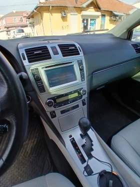 Toyota Avensis - 9000 € / 17602.47 лв. - 74838863 8