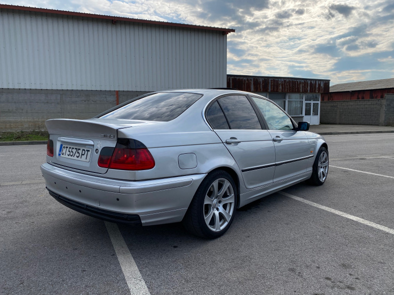 BMW 330, снимка 4 - Автомобили и джипове - 46025296