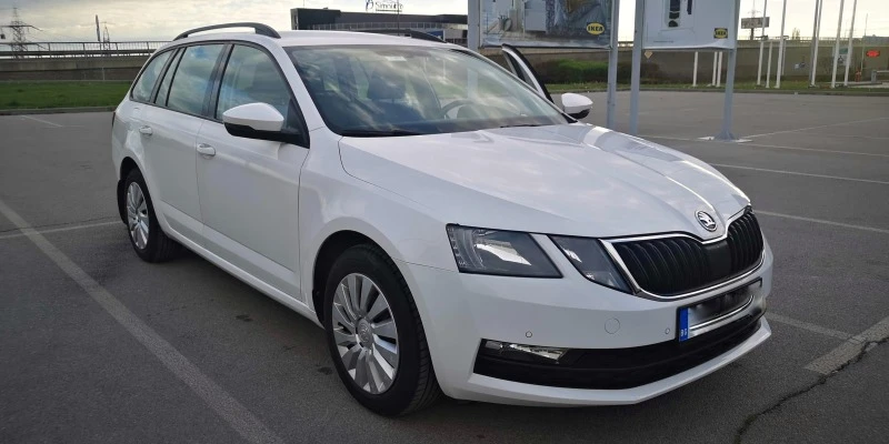 Skoda Octavia, снимка 1 - Автомобили и джипове - 47469209