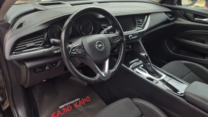 Opel Insignia GRAND SPORT, снимка 10 - Автомобили и джипове - 47304674