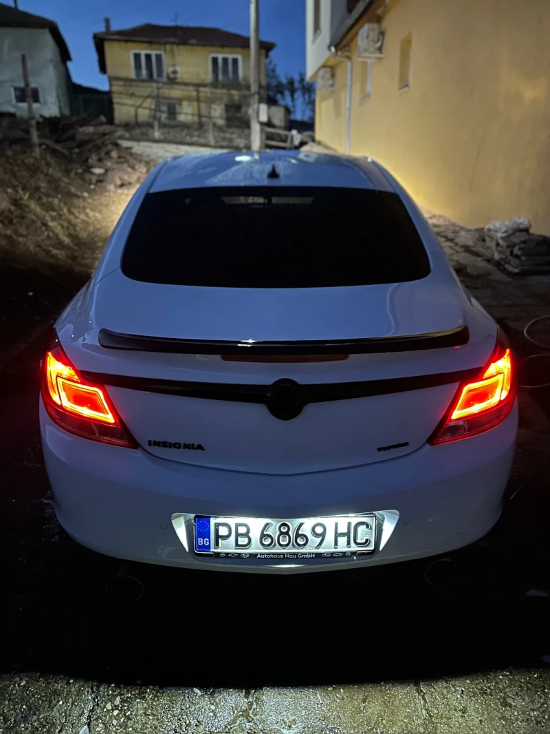 Opel Insignia 2.0CDT? 160hp Ecoflexx, снимка 14 - Автомобили и джипове - 48179140