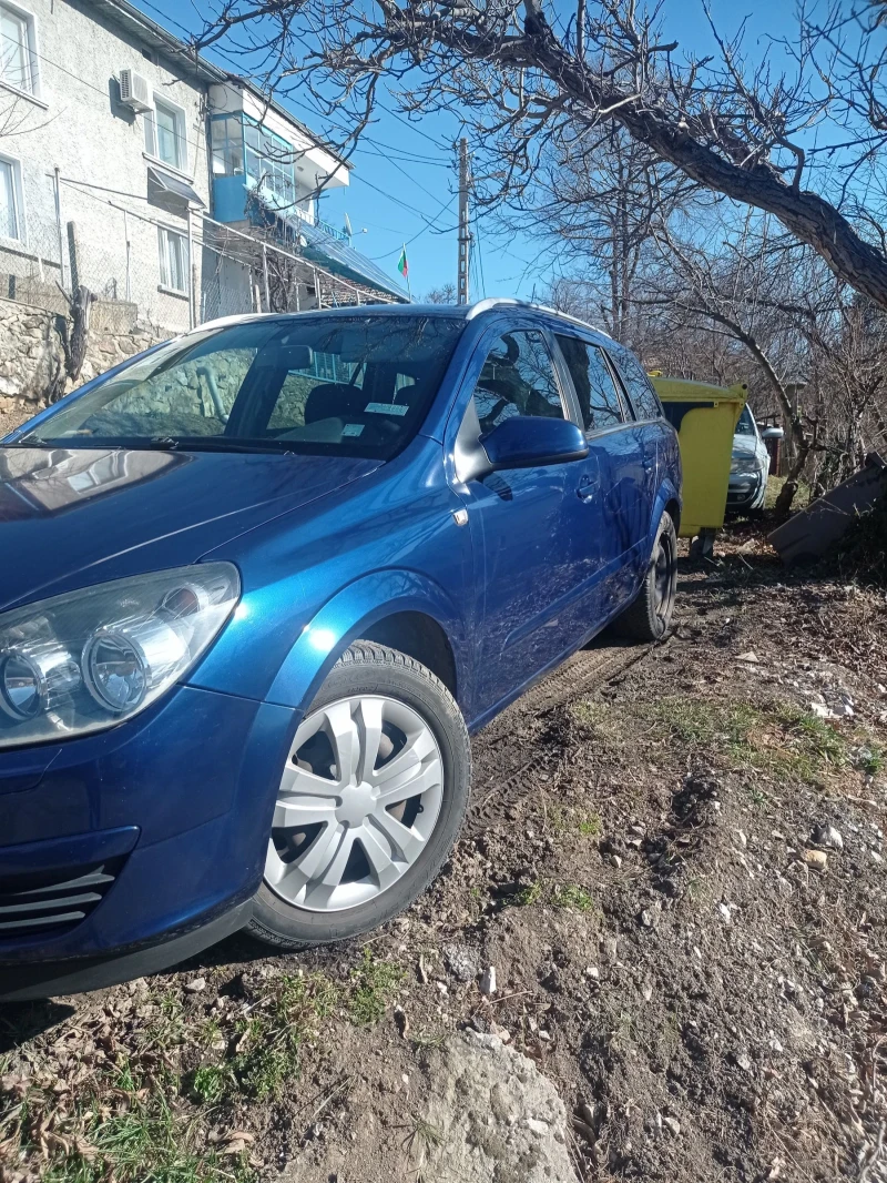 Opel Astra 1.4 Газ/ бензин, снимка 4 - Автомобили и джипове - 48835392