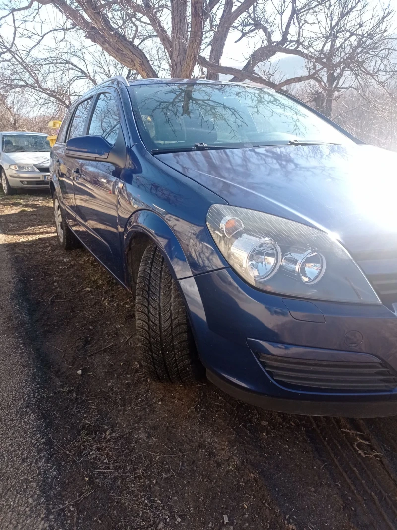 Opel Astra 1.4 Газ/ бензин, снимка 2 - Автомобили и джипове - 48835392