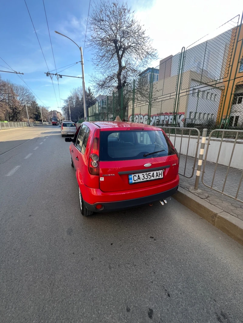 Ford Fiesta 1.4TDCI, снимка 4 - Автомобили и джипове - 49503836