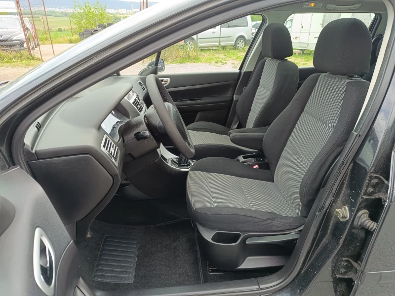 Peugeot 307 1.6i 109к.с. бензин, снимка 8 - Автомобили и джипове - 52583165