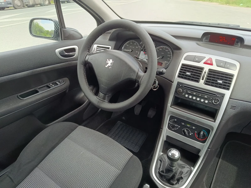 Peugeot 307 1.6i 109к.с. бензин, снимка 5 - Автомобили и джипове - 52583165