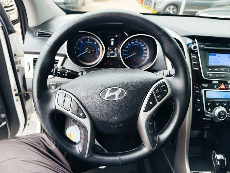 Hyundai I30 1.6 Швейцария 136 к.с., снимка 12 - Автомобили и джипове - 50721010