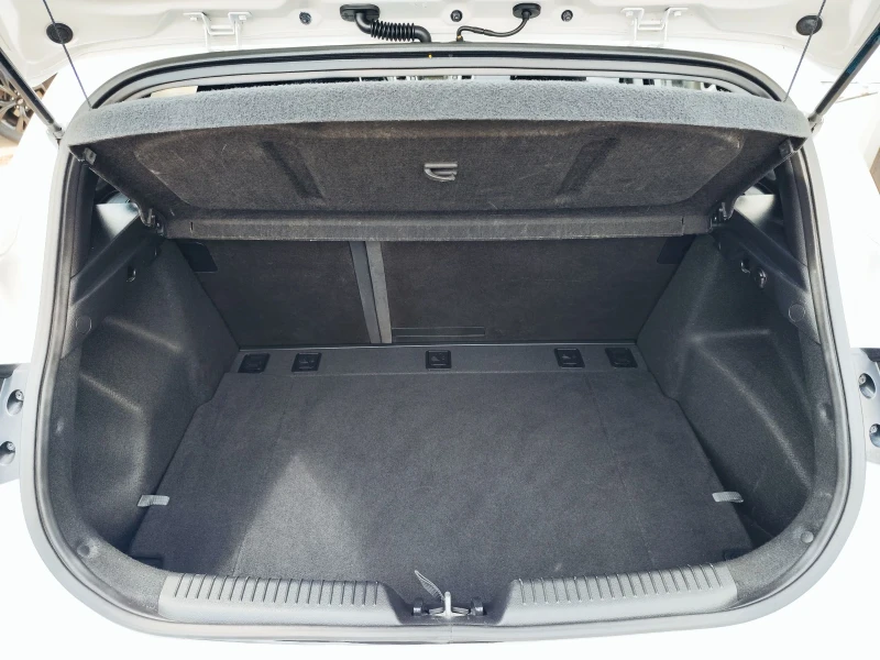 Hyundai I30 1.6 Швейцария 136 к.с., снимка 7 - Автомобили и джипове - 50721010