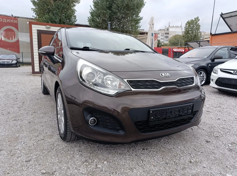 Kia Rio 1.4i Style ТОП СЪСТОЯНИЕ !!!, снимка 7 - Автомобили и джипове - 51947340