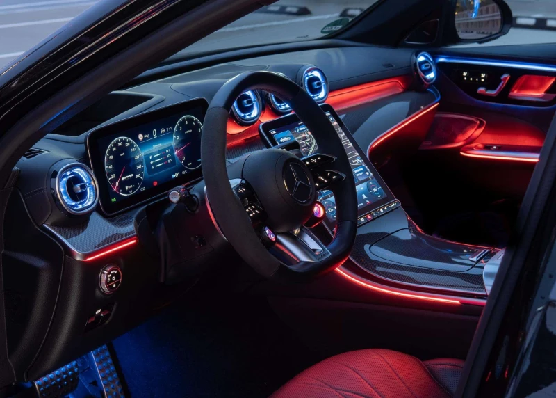 Mercedes-Benz C 43 AMG 4Matic+ , снимка 6 - Автомобили и джипове - 52755372