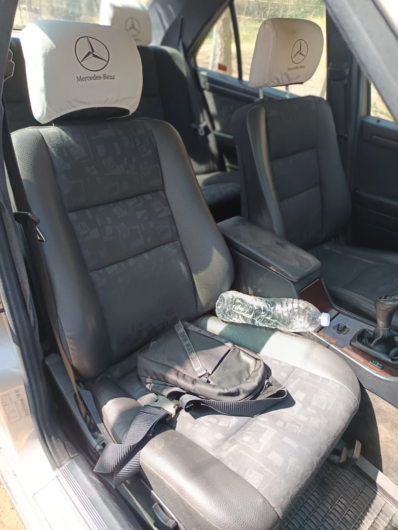 Mercedes-Benz C 180 Gas, снимка 14 - Автомобили и джипове - 52757480