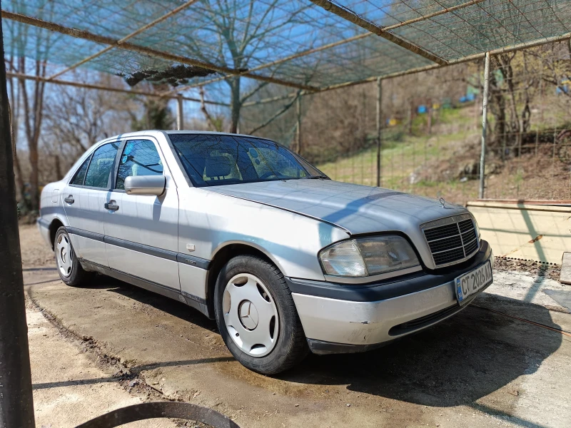 Mercedes-Benz C 180 Gas, снимка 2 - Автомобили и джипове - 52757480