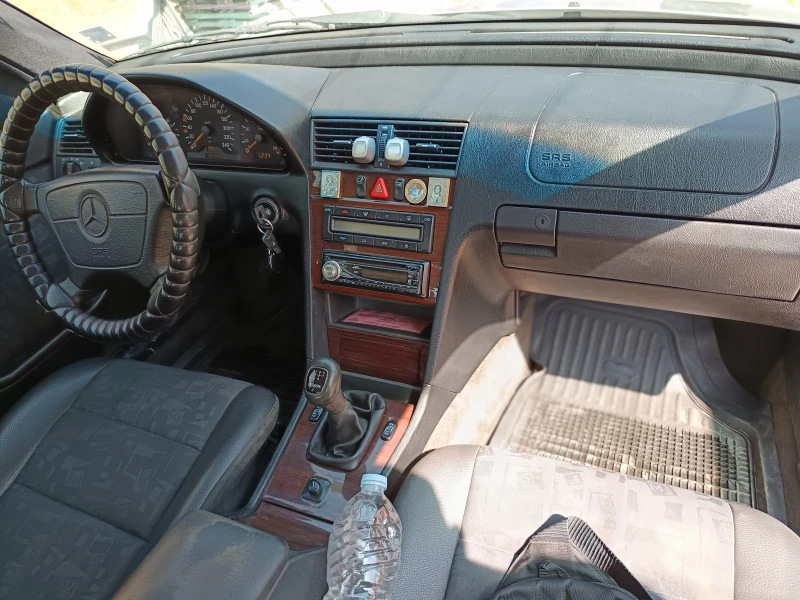 Mercedes-Benz C 180 Gas, снимка 15 - Автомобили и джипове - 52757480