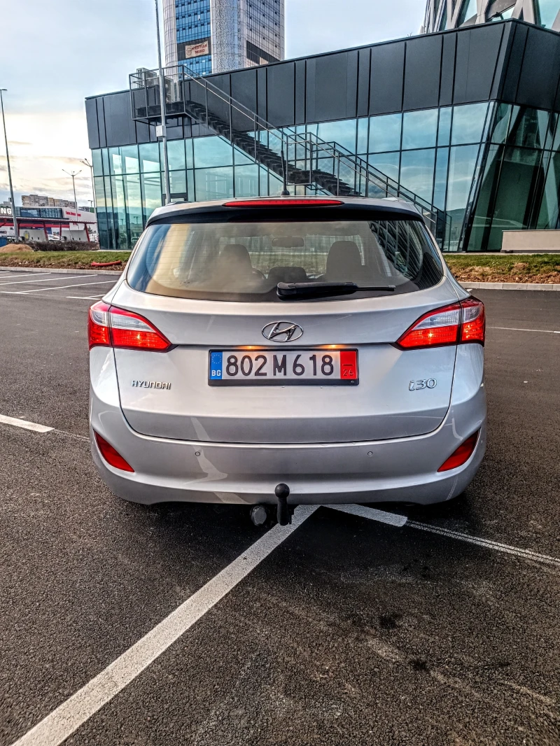 Hyundai I30 1.6 CRDI АВТОМАТИК | ВСИЧКИ ЕКСТРИ | ПОДГРЕВ | LED, снимка 5 - Автомобили и джипове - 52978797