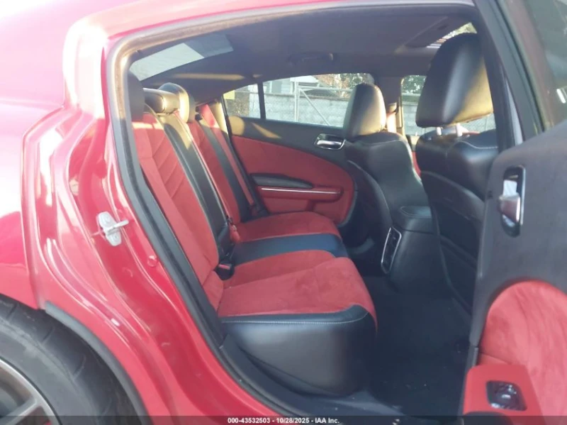 Dodge Charger 2015 DODGE CHARGER SRT 392, снимка 11 - Автомобили и джипове - 53017924