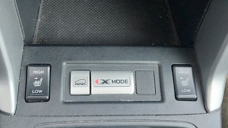 Subaru Forester, снимка 16 - Автомобили и джипове - 53221689