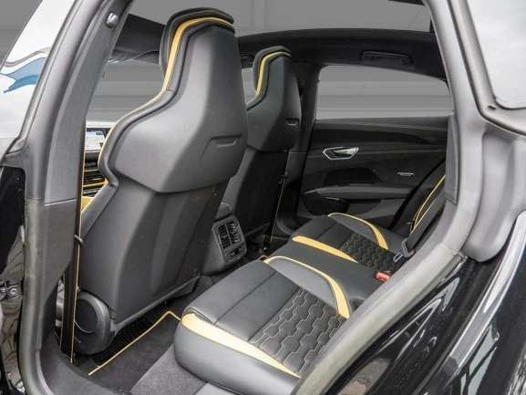 Audi E-Tron GT Quattro = Black Optics Plus = Гаранция, снимка 12 - Автомобили и джипове - 52739746