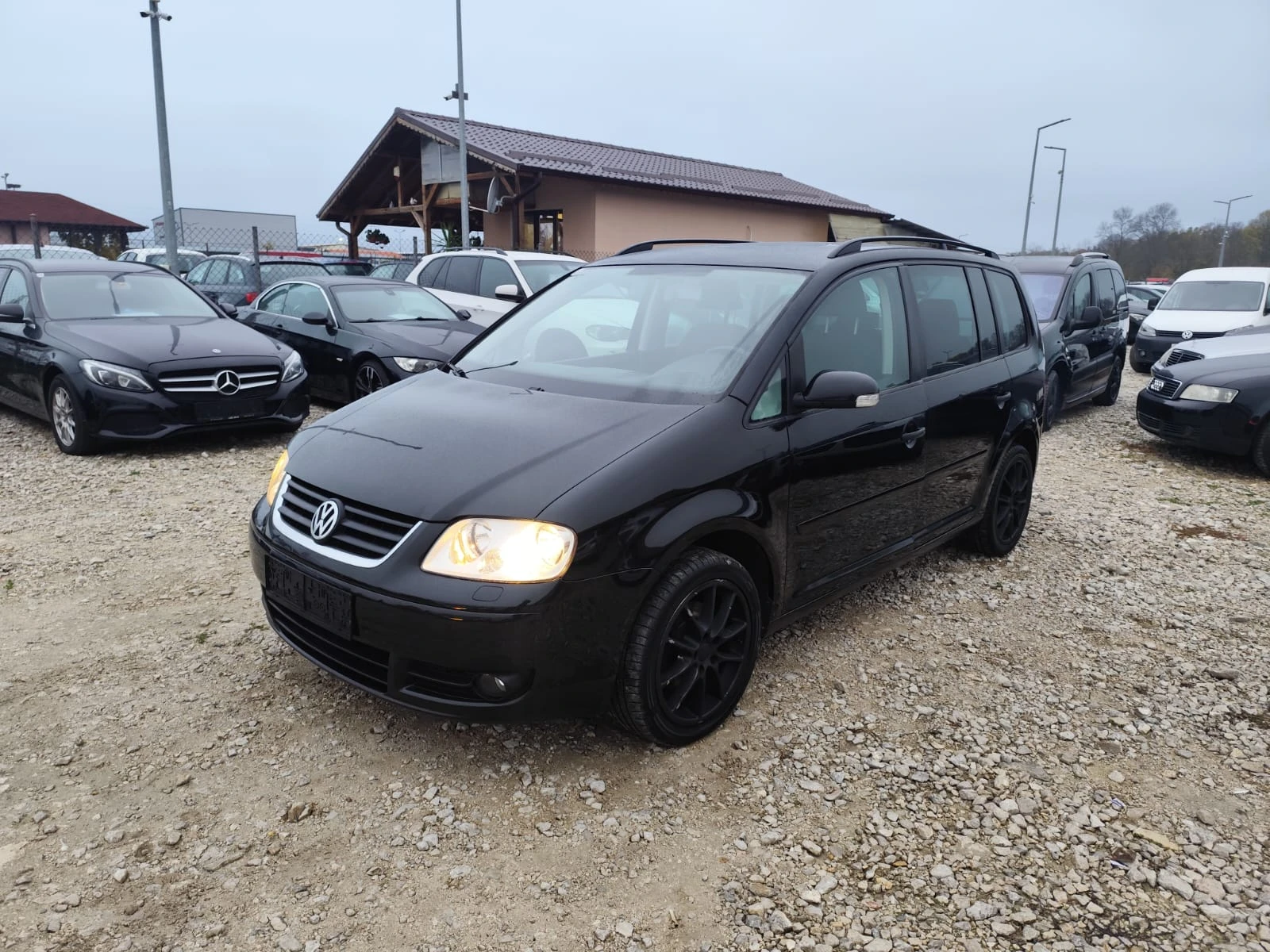 VW Touran 1.9 дизел 90 кс., снимка 1