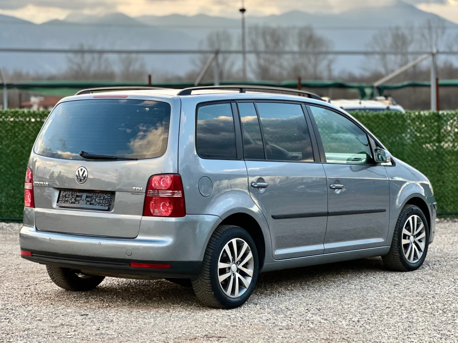 VW Touran 1.9TDi 7местен * ITALY*  - изображение 5