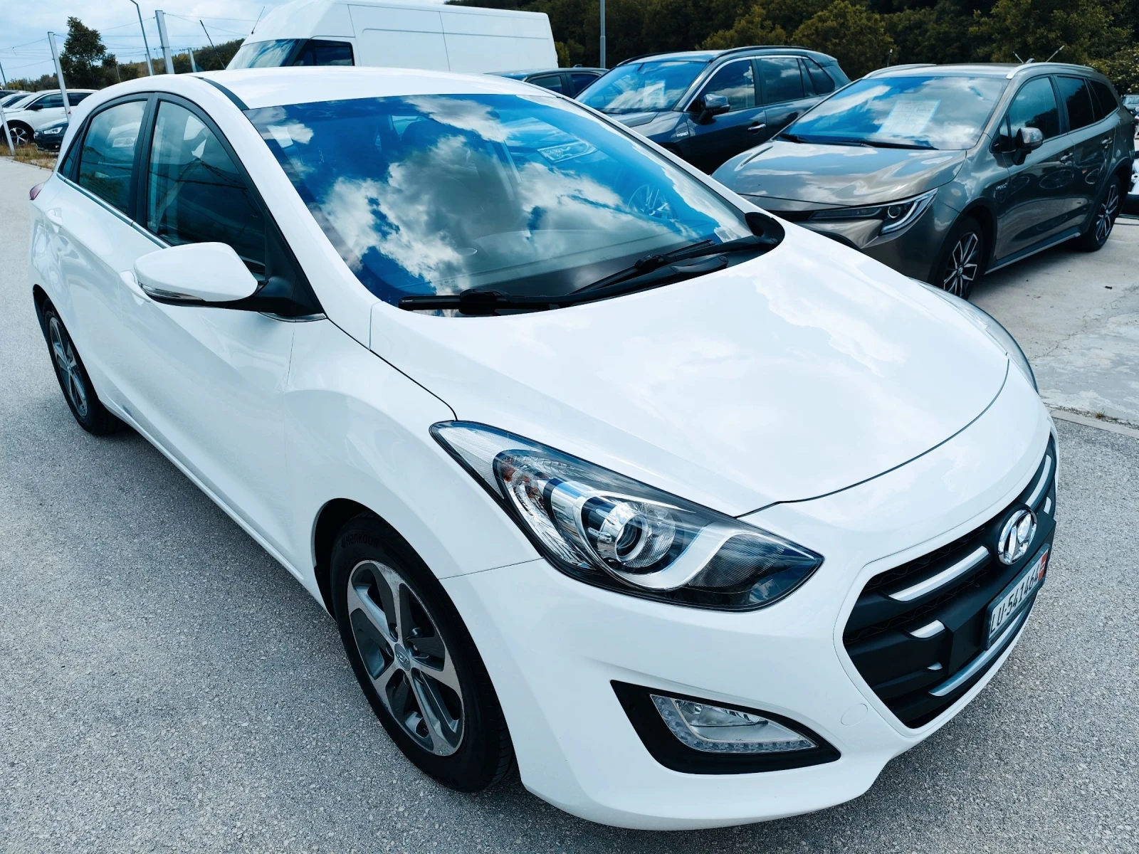 Hyundai I30 1.6 Швейцария 136 к.с. - изображение 3