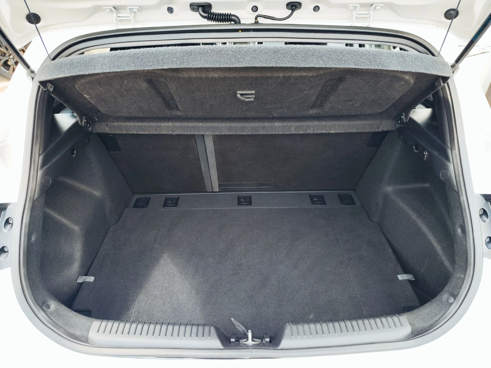 Hyundai I30 1.6 Швейцария 136 к.с. - изображение 7