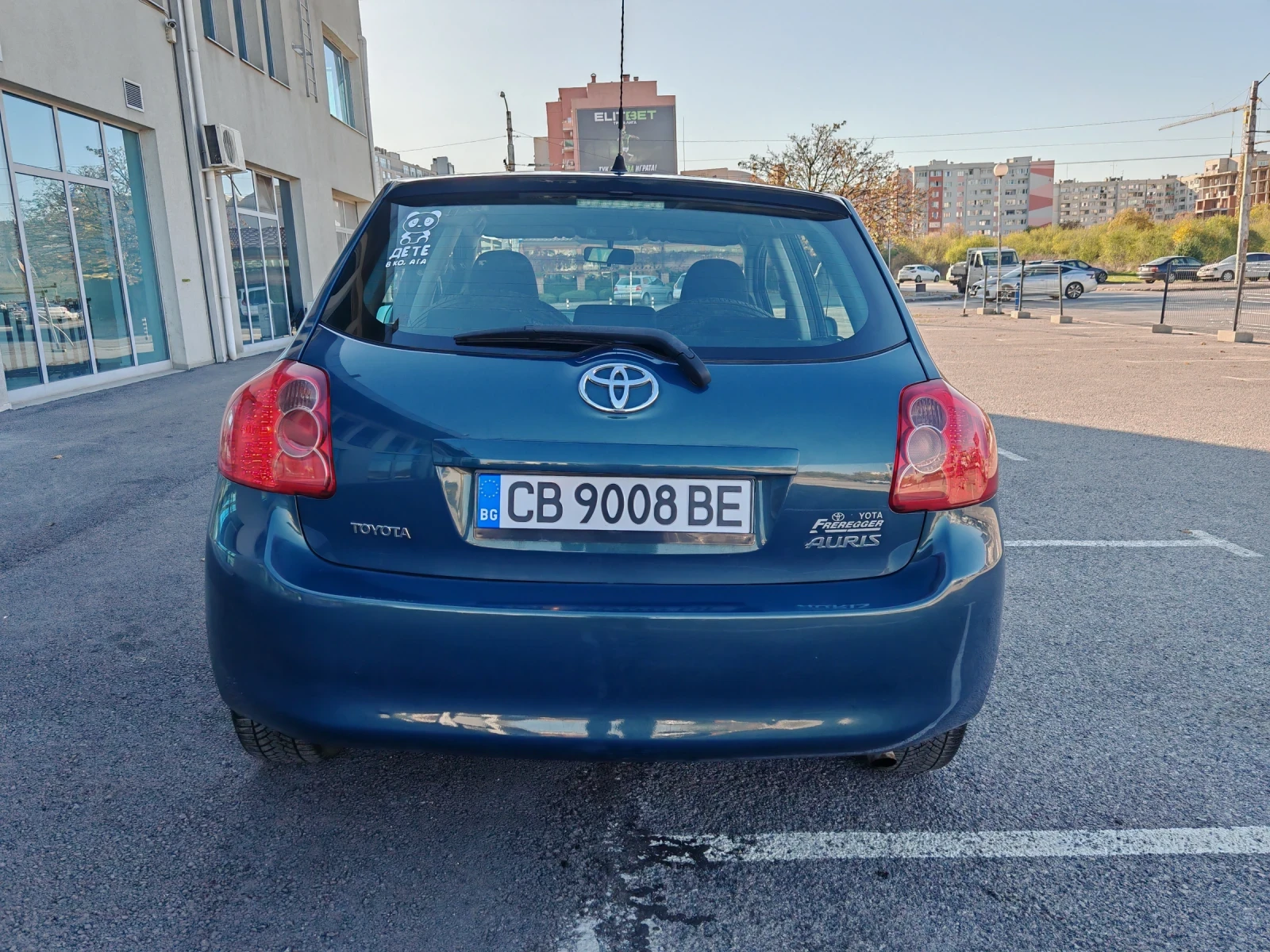 Toyota Auris 1.4/ 97к.с. /ТОП / ОБСЛУЖЕНА - изображение 4