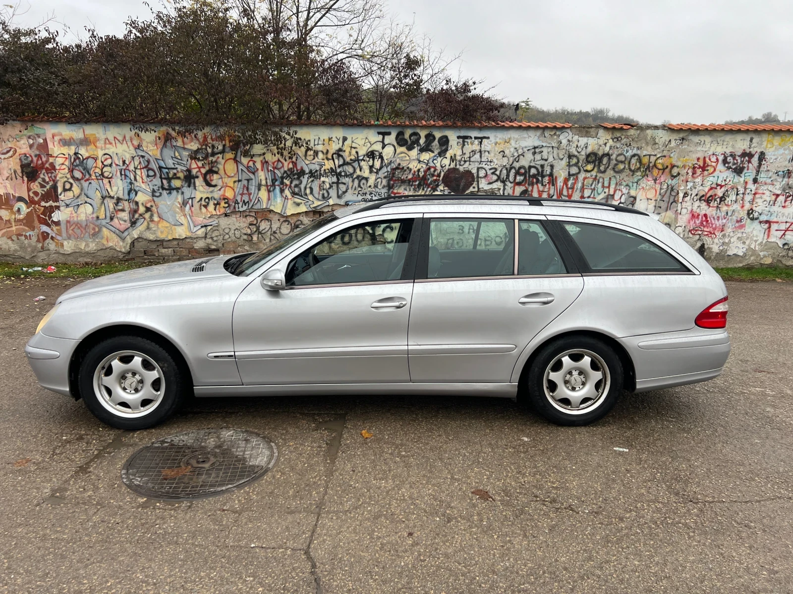 Mercedes-Benz E 240 2.6I-44 | Mobile.bg   6