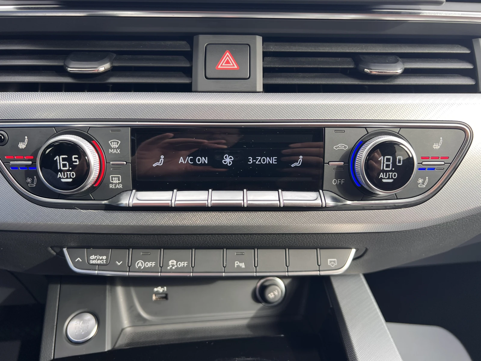 Audi A4 S LINE/QUATTRO/40 TFSI/204../7/ | Mobile.bg   14