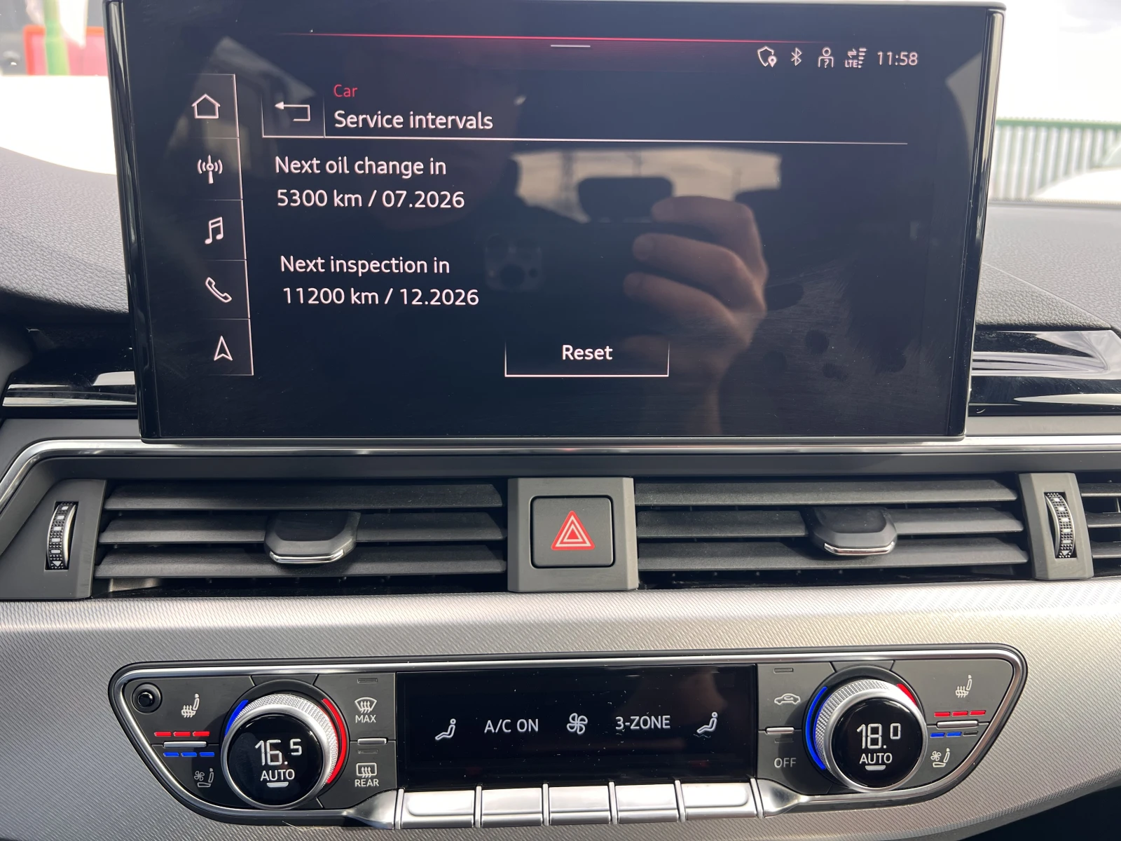 Audi A4 S LINE/QUATTRO/40 TFSI/204../7/ | Mobile.bg   12