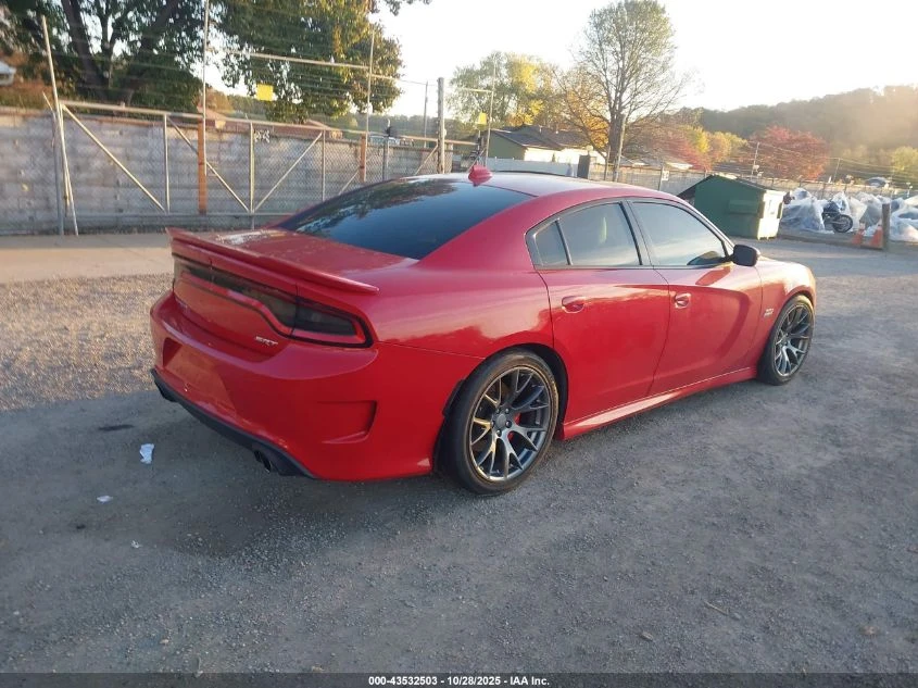 Dodge Charger 2015 DODGE CHARGER SRT 392 - изображение 8