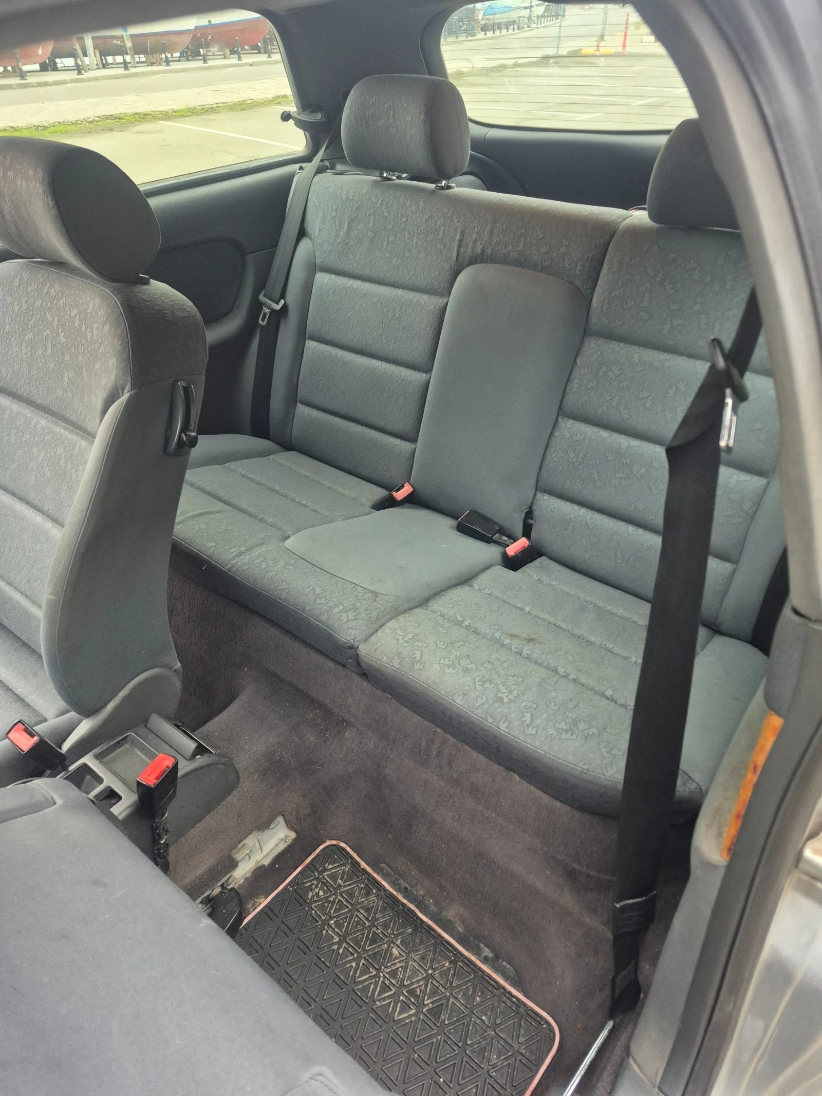 Audi A3 1.8 i - изображение 7