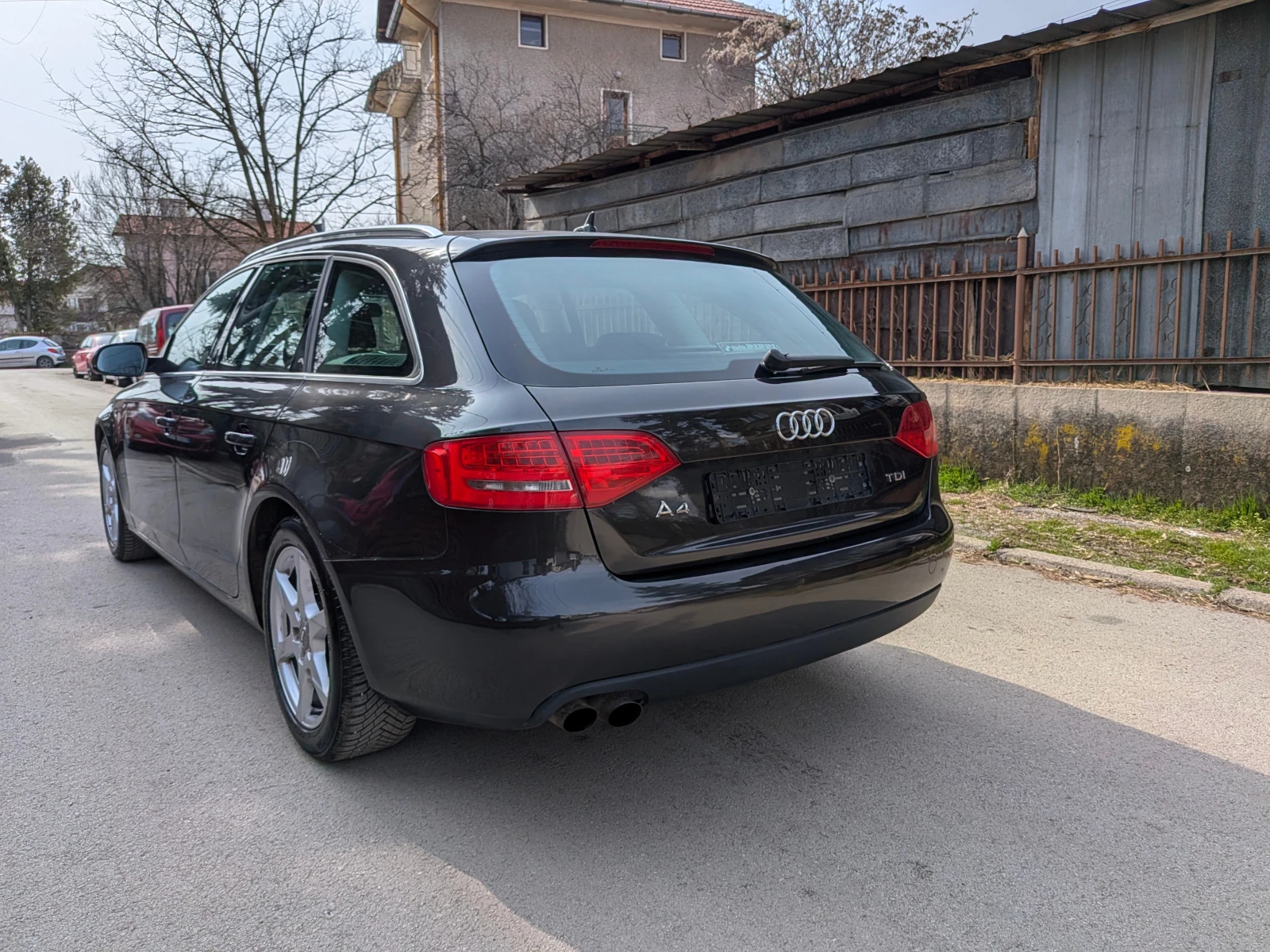 Audi A4 * RECARO* XENON* LED* NAVI* РЪЧКА!* ПОДГРЕВ* SPORT, снимка 6 - Автомобили и джипове - 53760361