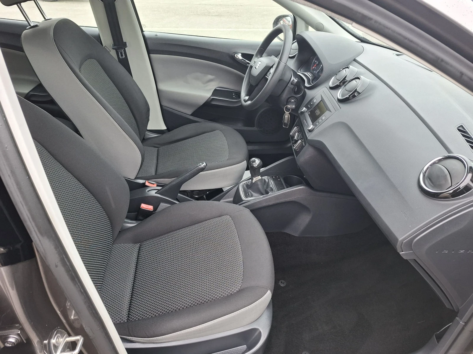 Seat Ibiza 1, 4D EVRO 6b, снимка 12 - Автомобили и джипове - 54042871