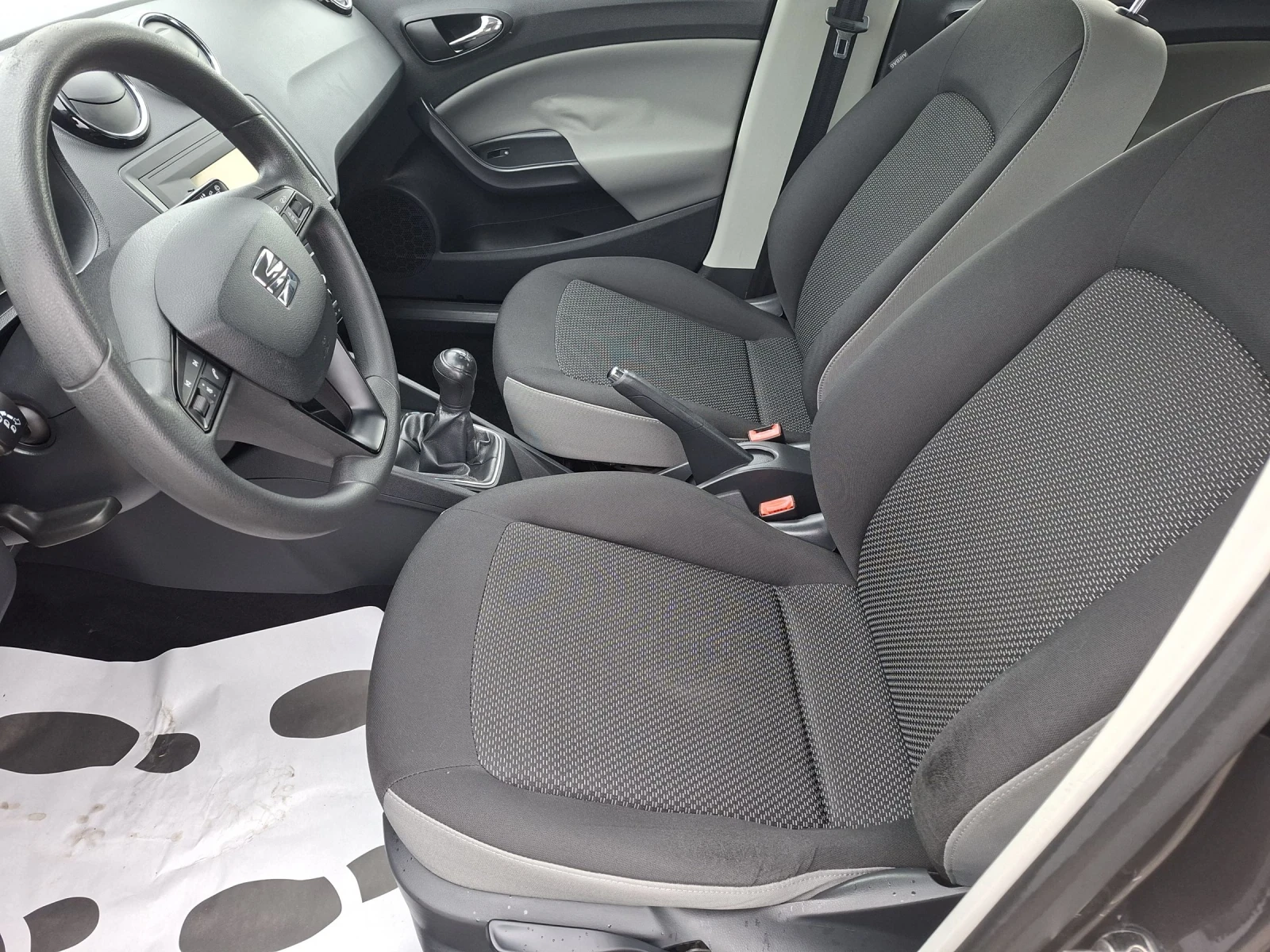 Seat Ibiza 1, 4D EVRO 6b, снимка 10 - Автомобили и джипове - 54042871