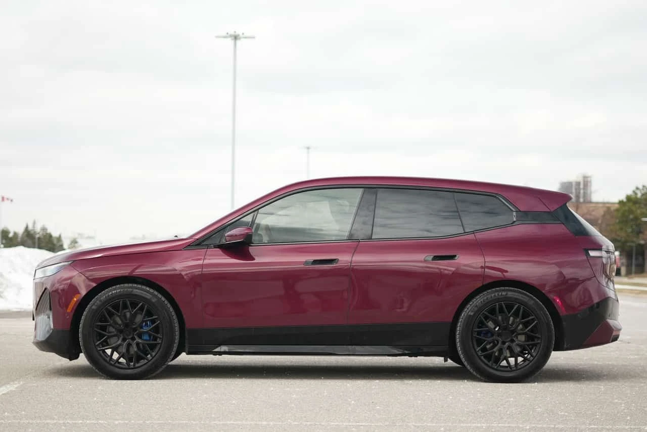 BMW iX * xDrive50 * 360 * PANO * ПОДГРЕВИ * ПАМЕТ, снимка 2 - Автомобили и джипове - 54098748