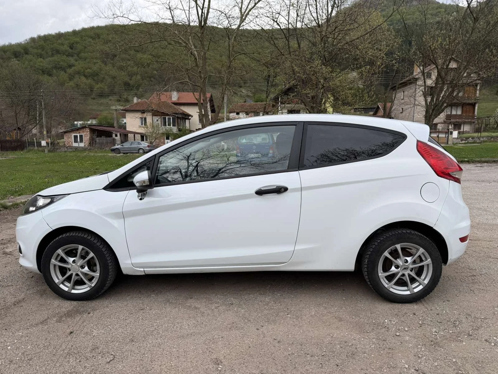 Ford Fiesta ��� | Mobile.bg � ����������� 3