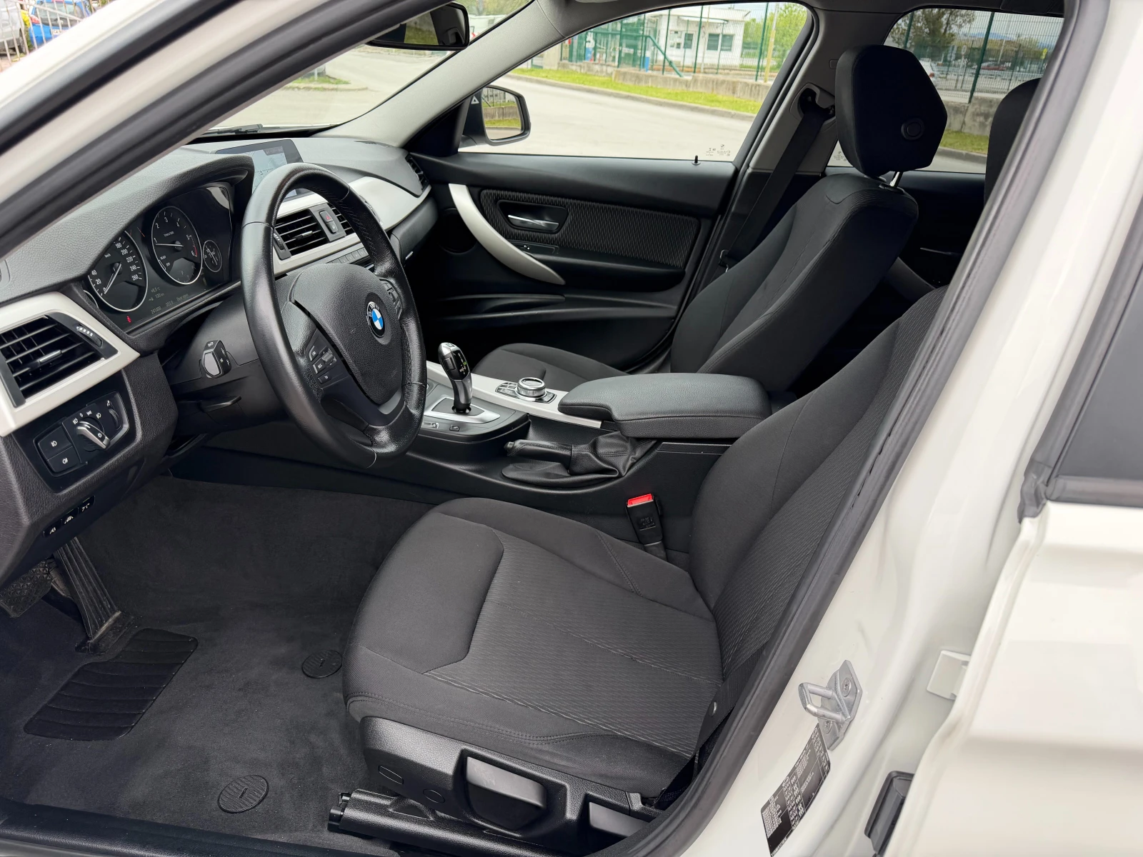 BMW 320 d 16d FACELIFT FULL LED АВТОМАТ ПАРКТРОНИК TOP, снимка 7 - Автомобили и джипове - 54382882